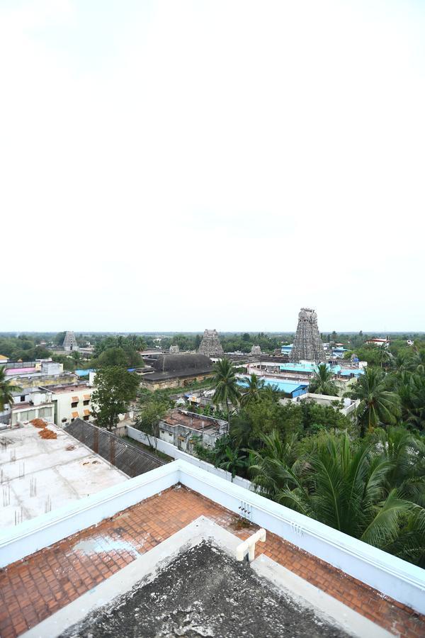 Отель Abirami Residency Tirukkadaiyur Экстерьер фото