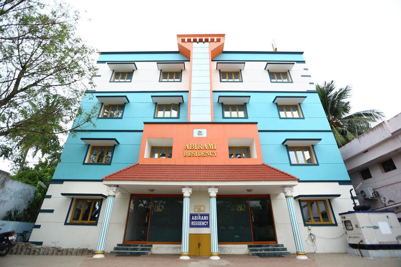 Отель Abirami Residency Tirukkadaiyur Экстерьер фото